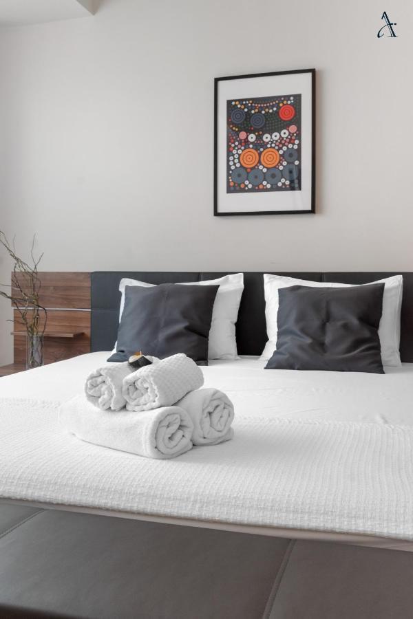 Rentforcomfort Coquette 1Bdr Calea Victoriei Бухарест Экстерьер фото