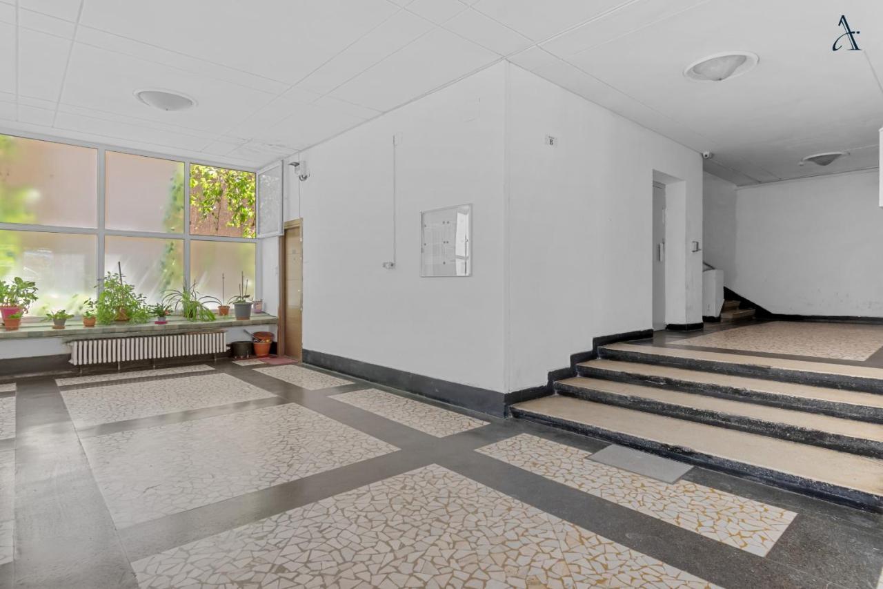 Rentforcomfort Coquette 1Bdr Calea Victoriei Бухарест Экстерьер фото